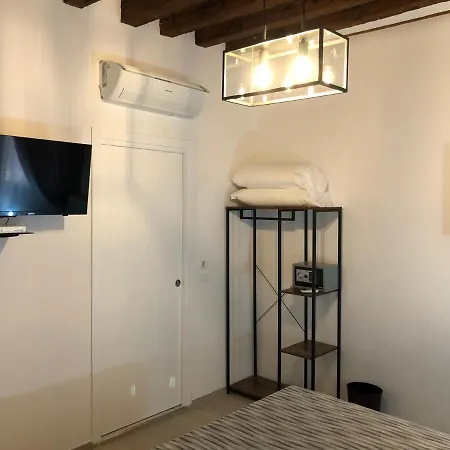 Marin Traghetto - Locazione Turistica Maison d'hôtes Venise